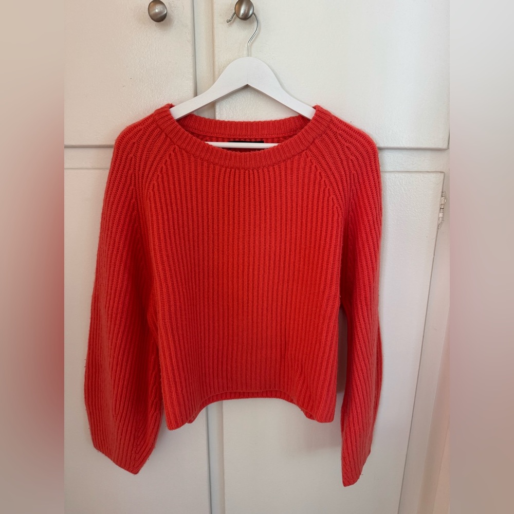 Elyse Walker cashmere sweater